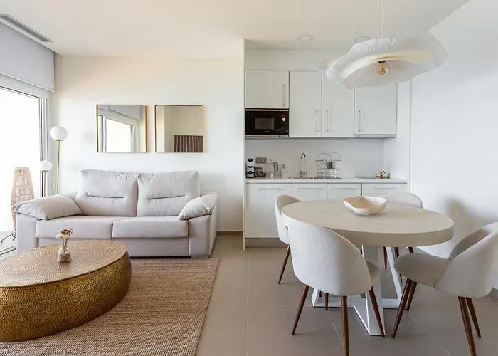 Intempo By Holuxe - 322 - 32nd Floor Appartement